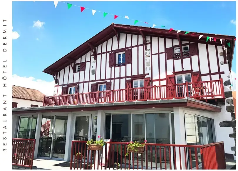 Hôtel restaurant à Mendionde